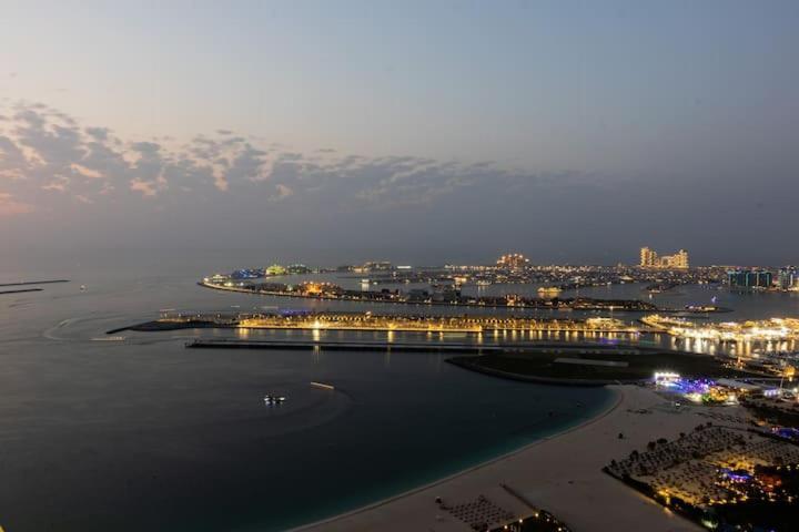 Pirates Bay Hostel Dubai Exterior photo