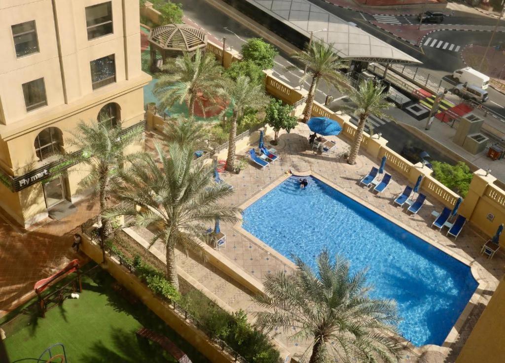 Pirates Bay Hostel Dubai Exterior photo