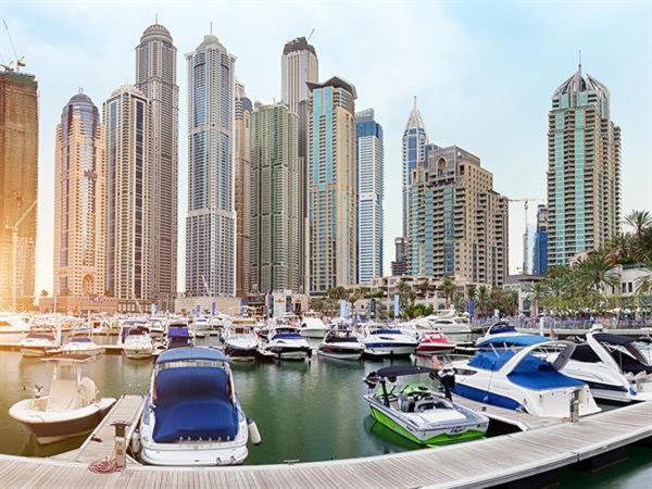 Pirates Bay Hostel Dubai Exterior photo